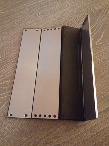 Teclado plegable Zagg para un iPad de 9 pulgadas de ancho - Imagen 4 de 5