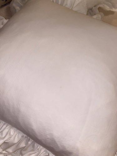 1 Ralph Lauren Bromley 16” Square Pillow- Eyelet Lace-w/ RL Feather Insert - Picture 5 of 13