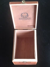 CIGAR BOX ASYLUM 13 52 X 6 CONNECTICUT EMPTY 7 X 4.5 X 5. WOODEN HONDURAS