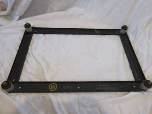 MT72-ARC-5 COMMAND RADIO TRIPLE TRANSMITTER RACK SHOCK ABSORBER SUPER RARE M M M