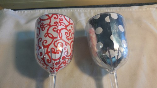 Mantieni la calma e parla e fai sprits bicchieri da vino luminosi - Foto 6 di 9