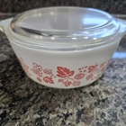 Vintage Pyrex Gooseberry Pink & White Casserole Dish Glass Lid 1.5 Pints