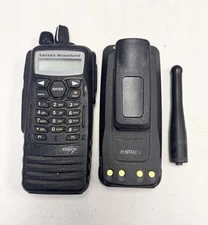 Vertex Standard Digital UHF Radio VXD-720 VXD-720-G6B-4 w/Battery