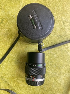 Objektiv Olympus OM-System E.Zuiko Auto-T 1:3,5 mit Etui