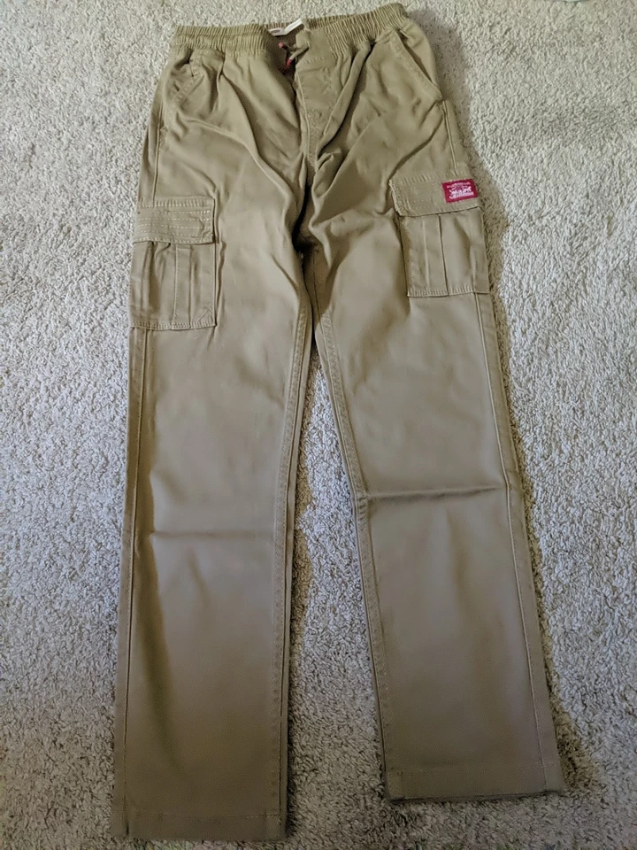 Levi Cargo Pants In Khaki Youth Size 12 With Pockets - Image 3 of 3