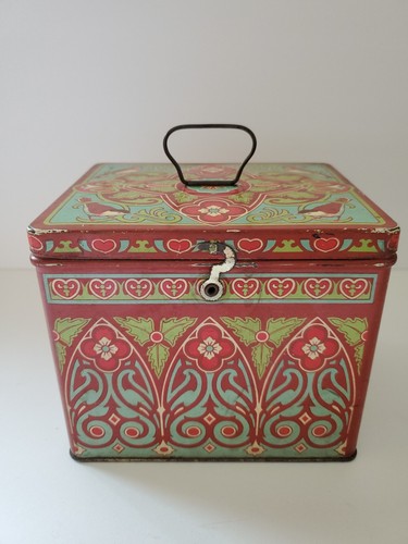 VTG Crispo Sawyer Biscuit Co. Chicago Cookie Tin art nouveau antique birds heart