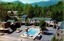 Gatlinburg TN Park Tourist Court Motel Postcard