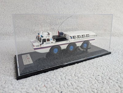 DIP models ZIL-49061 ''Синяя Птица'' (Blue Bird) 1/43