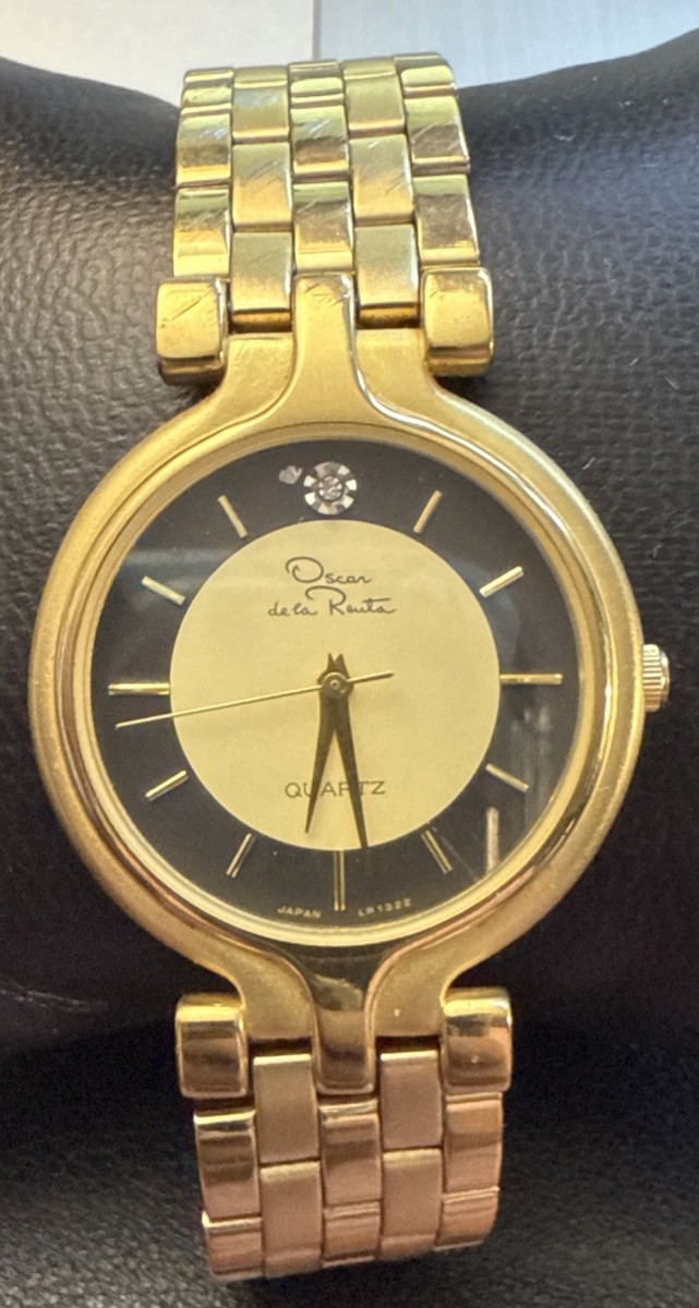 Vintage Oscar de la Renta 200-VX51B Quartz Analog Women's Watch