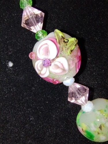 Vintage Venetian Lampwork Opaque Rose Glass Bead Necklace Magnetic Closure - Picture 7 of 14