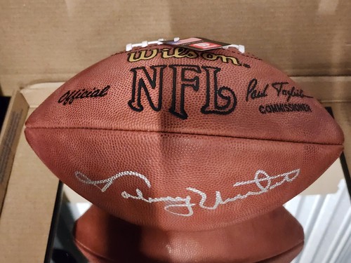 Johnny Unitas Signed Autographed NFL Football PSA DNA LOA In Display Case - Picture 4 of 6