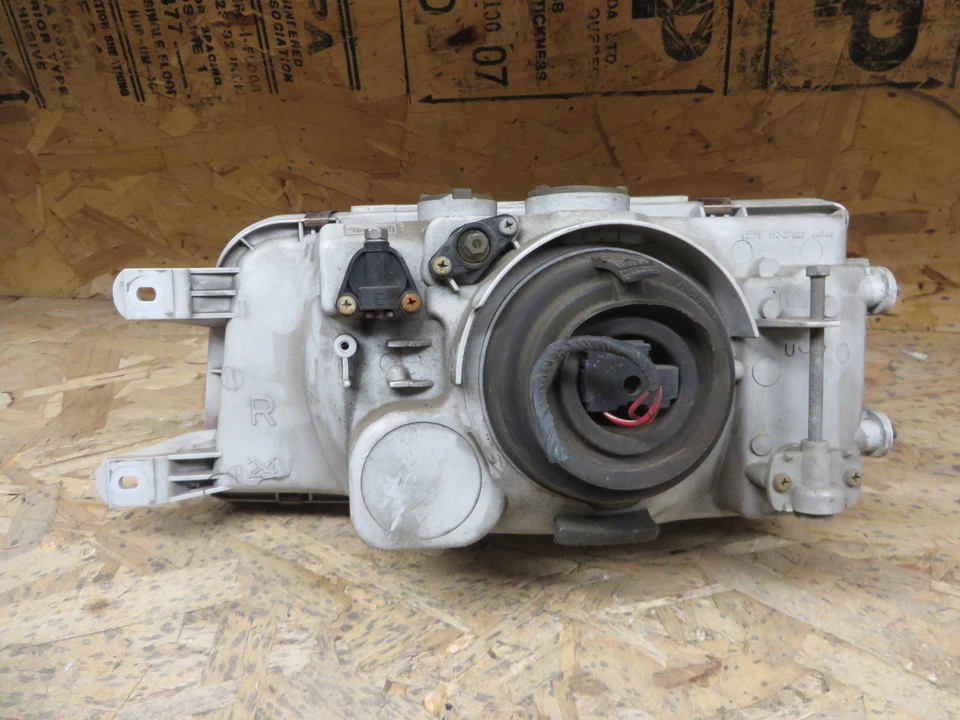 FARO DERECHO OEM DODGE COLT VISTA 92-94 MITSUBISHI EXPO 92-94 EAGLE SUMMIT 92-94 Foto 4 de 4