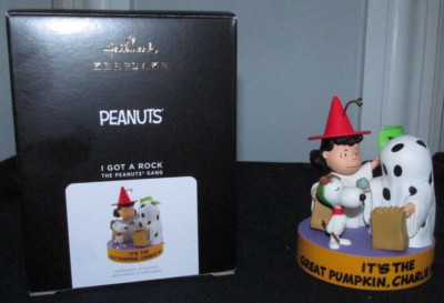 Snoopy Peanuts Halloween Hallmark Ornament 2021 Charlie Brown I Got A Rock Lucy