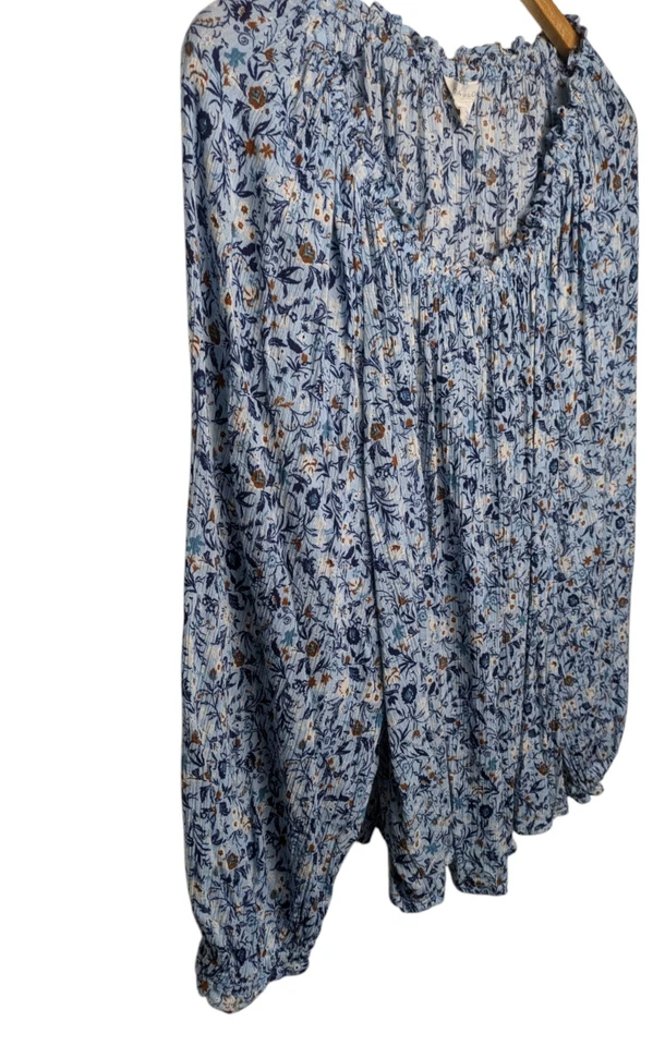 Blusa Caslon Nordstrom Azul Floral 1X Gasa Como Foto 4 de 4