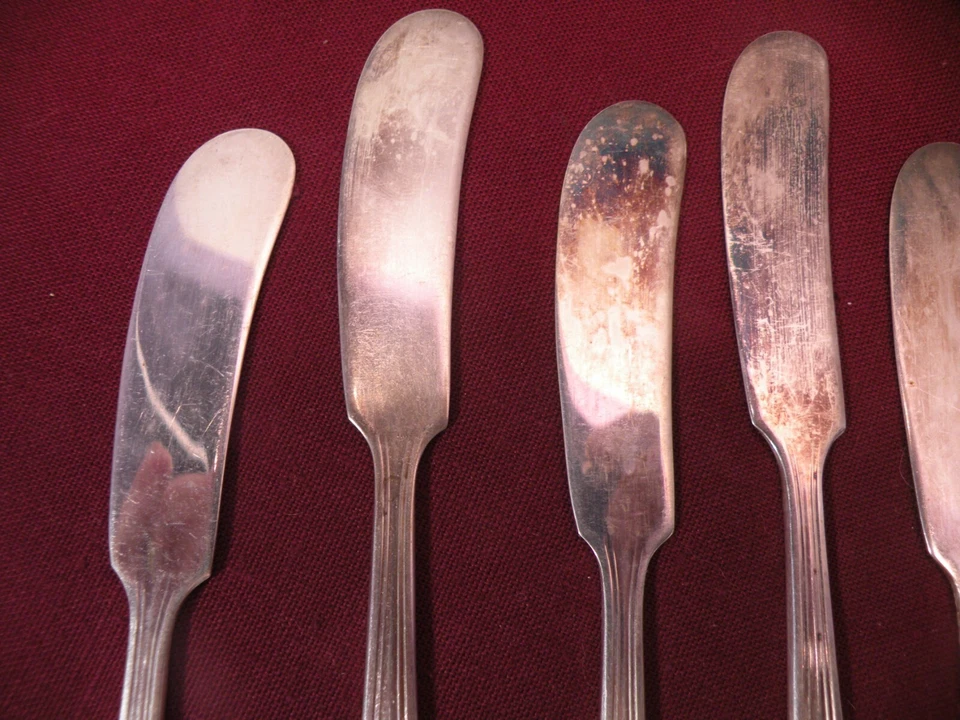 Набор из 7 ПОСЕРЕБРЕННЫХ разбрасывателей масла WALLACE 1934 REGAL KNICKERBOCKER 6 1/8 дюйма - Изображение 2 из 4