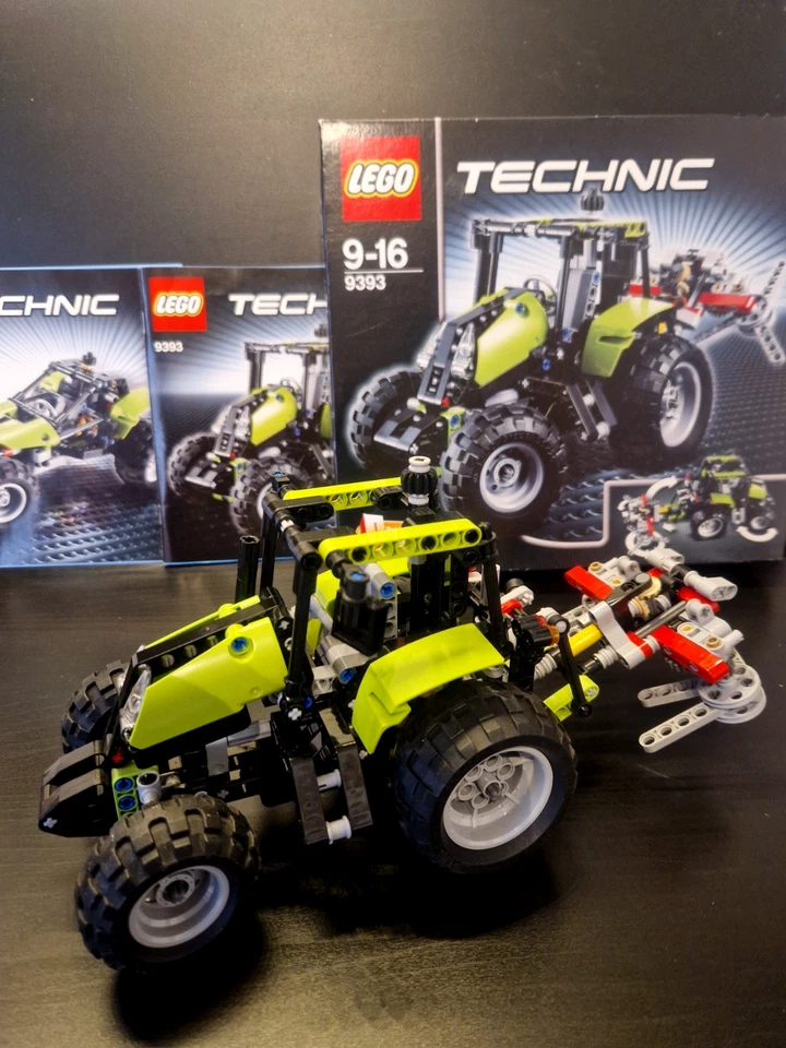 2x Lego Technic: 8049 Traktor mit Forstkran + 9393 Traktor komplett + Anleitung  - Bild 3 von 4