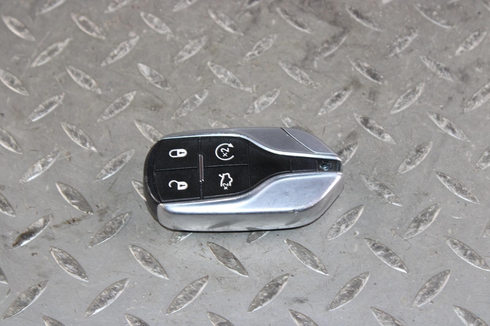 Maserati Ghibli 2014-2022 Key fob Chrome