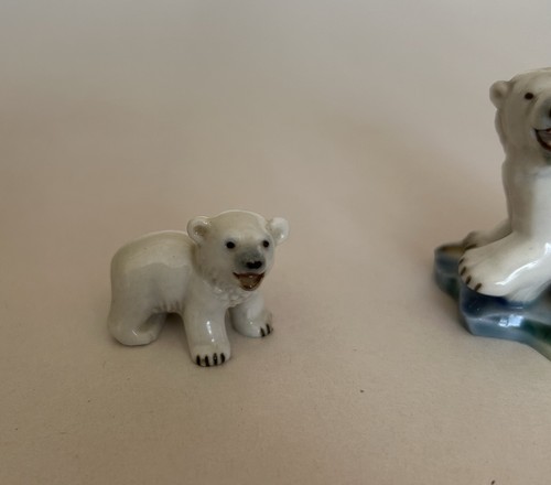 Wade Whimsies Vintage 1950s Porcelain Polar Bear And Cub Figures From Set 6 - Picture 2 of 10