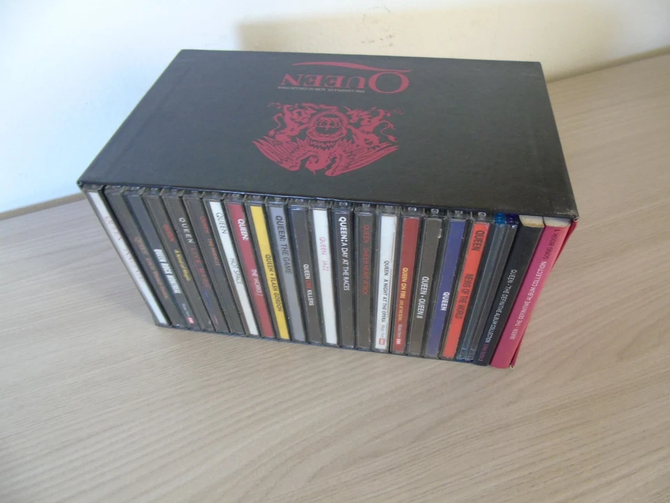 THE QUEEN - COMPLETE ALBUM COLLECTION. BOX 20 CD + 2 BOOKLET - Immagine 3 di 4