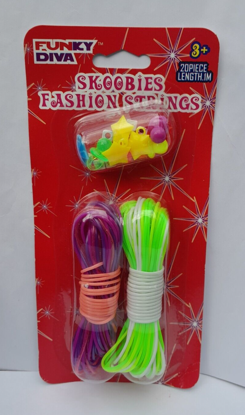 SCOUBIDOU 20-PACK FASHION STRINGS WITH CHARMS SCOUBIE SCOOBIES SKOOBIES NEW! #4