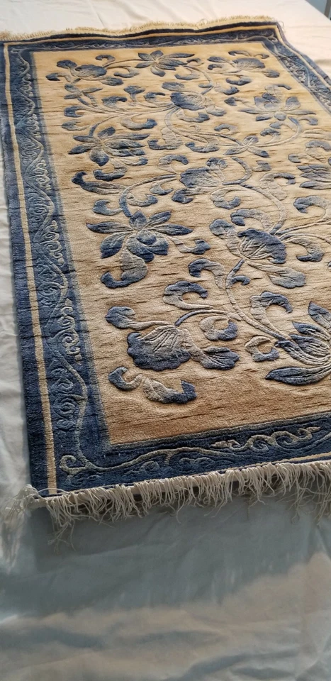 Alfombras de seda anudadas a mano Foto 2 de 4