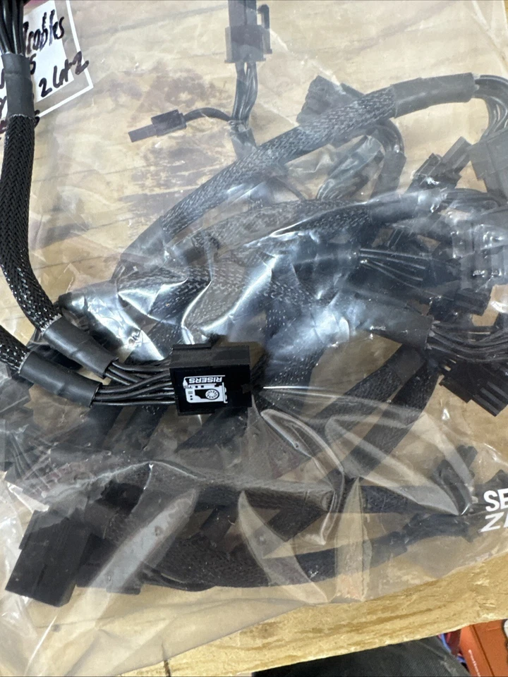 PCI-E 8-pin to 2x 6+2-pin (6-pin/8-pin) Power Splitter Cable PCIE PCI Express - Image 2 of 2