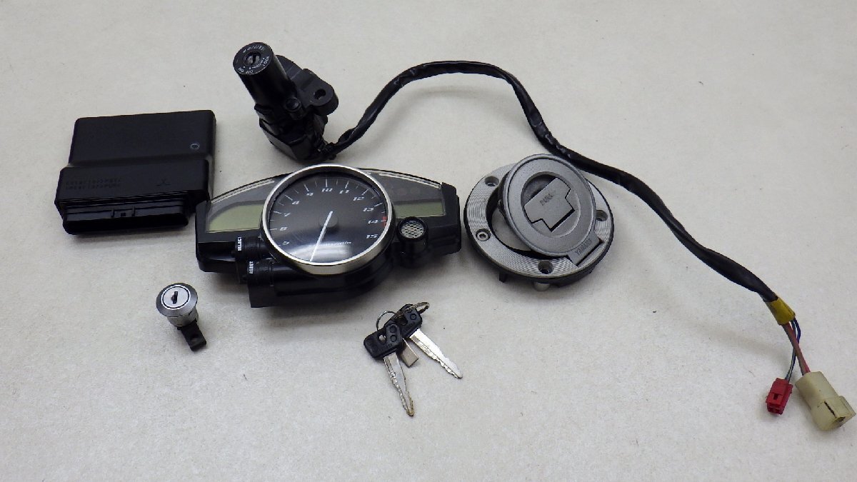 詳細不明 MADE IN JAPAN YZF-R1 RN23Eより 純正 電装ECU エンジン コントロールユニットASSY