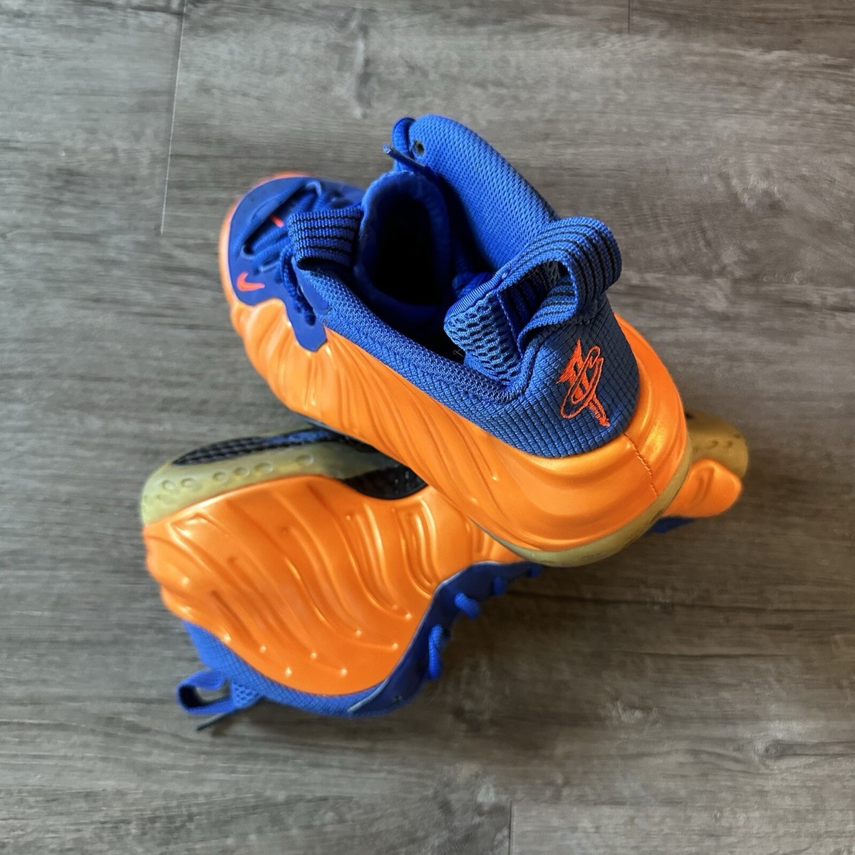 RARE Nike Air Foamposite One Knicks Mens Shoes Orange 314996-801