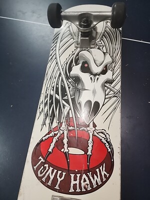 Vintage Tony Hawk Birdhouse Full Size Skateboard Bird Skull