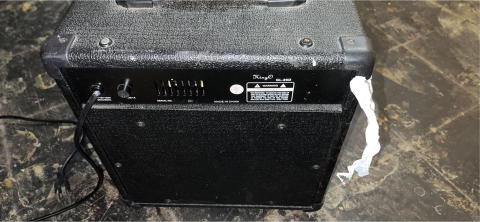 King O GL-25D AMP (Guitarra, Baixo) - Imagem 2 de 2