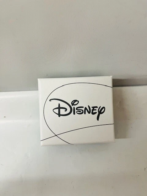 Pendientes Minnie de plata de ley DISNEY con respaldo de acero quirúrgico - Nuevos en caja Foto 3 de 3