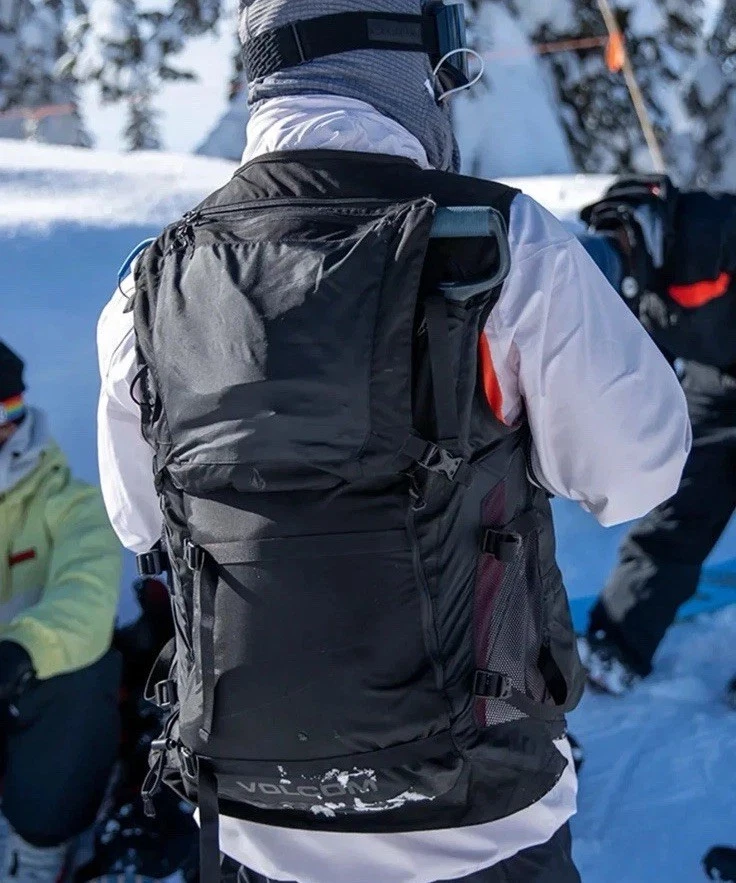 Volcom Iguchi Slack Vest 2024 Snowboard Snow Black Men’s Size Medium - Image 4 of 4