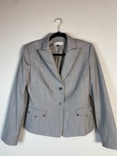 Womens Tahari Blazer 2 Button Fitted Metal Detail on Pockets Size 6 uptown Girl