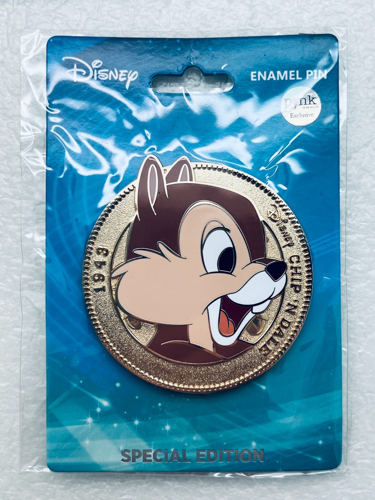 Disney Pink a la Mode – Golden Character Coin Series – Chip – Wave 7 - LE 300