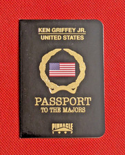 1997 Pinnacle KEN GRIFFEY JR. #2 - Passport to the Majors HOF