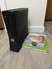 Xbox 360 Slim 250GB HDD Console Bundle With 1...