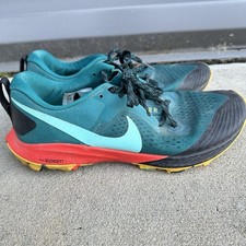 Nike Air Zoom Trail Terra Kiger 5 Women  s Size 10