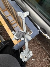 MGZT ROVER 75 O/S/R DRIVERS SIDE REAR ELECTRIC WINDOW MOTOR & REGULATOR