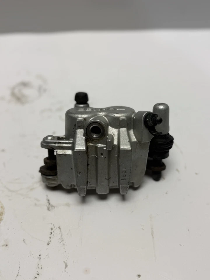 1999-2003 KAWASAKI KX85 KX100 OEM FRONT HYDRAULIC BRAKE CALIPER ASS’y - Image 2 of 4