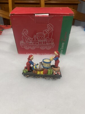 JC Penney TRAIN - SANTA'S WORKSHOP 1998 Home Town Express 3.75'' L (Week 42)