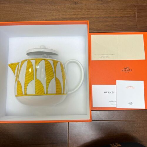 HERMES Soleil Dhermes Tea Pot Tableware Yellow 1050ml Japan Rare
