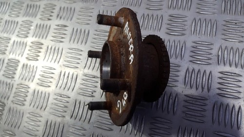 Nissan Almera 2004 Steering knuckle - rear right side used, Genuin #347676-02