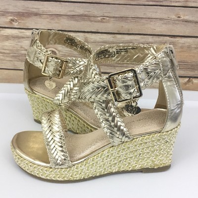 youth wedge sandals