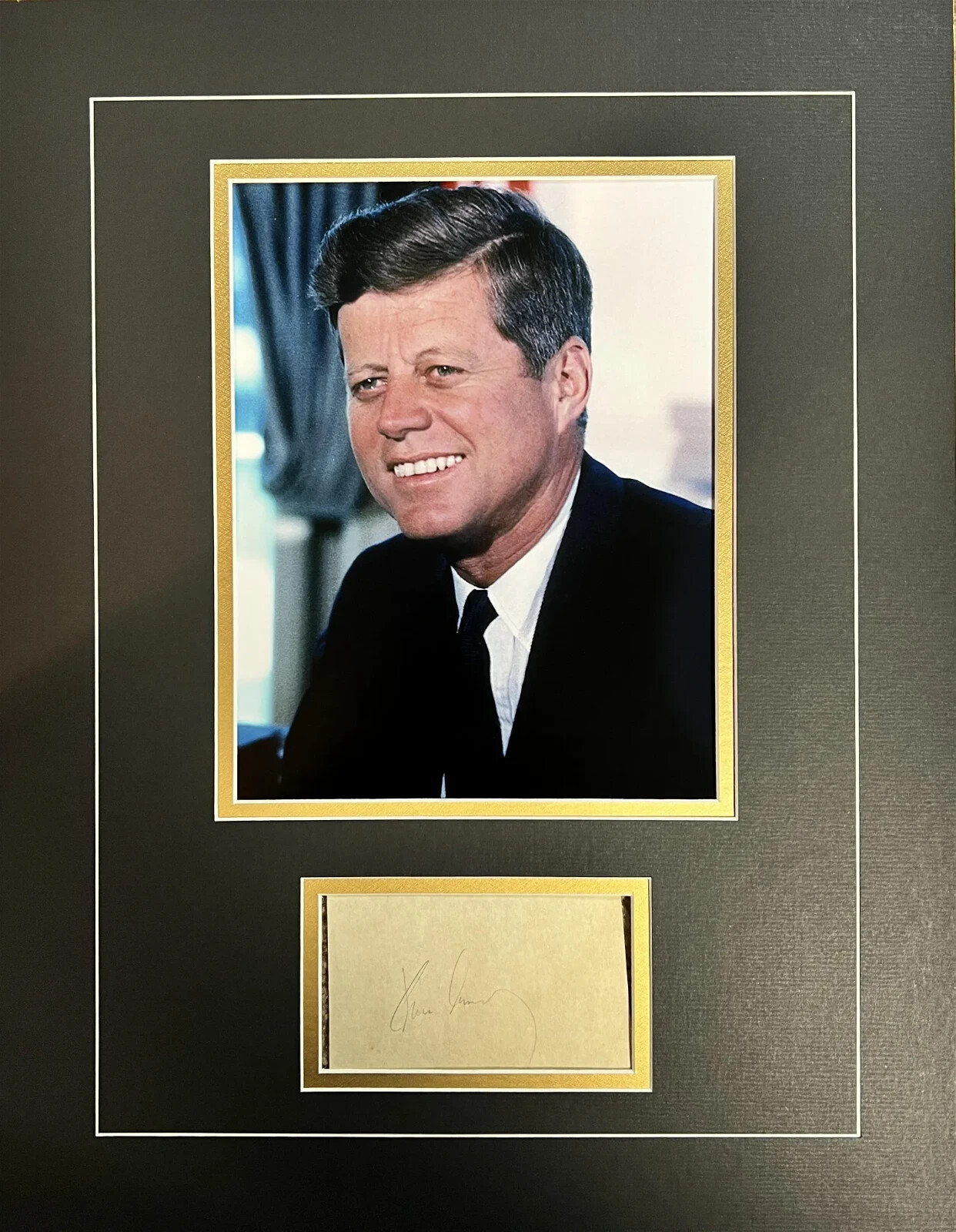 Picture 1 of 3