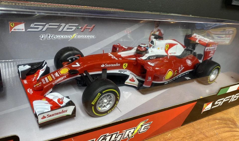 Maisto 1/14 Scale Radio Control Ferrari F1 SF16-H RC Car Kimi Raikkonen Iceman - Image 2 of 4