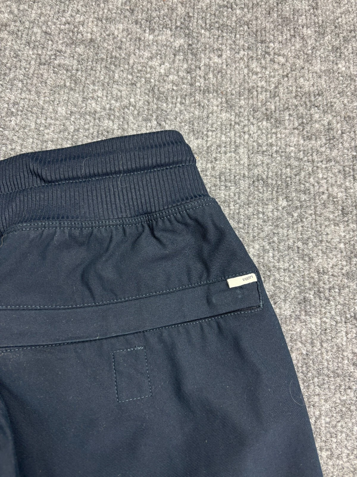 vuori meta jogger pockets pull on drawstring tapered pants