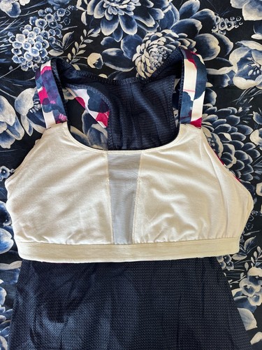 Lululemon Stash It Tank Top Size 8 Inky Floral Ghost Inkwell Bumble Berry - Picture 7 of 9