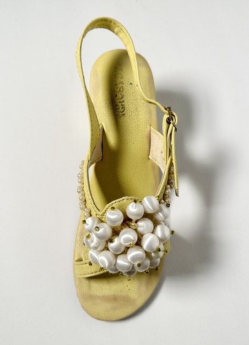 Vintage 1960s 1970s Vagabonds Pearl Beaded Satin Ball Sandal Heel Shoes Yellow 7 - Picture 13 of 22