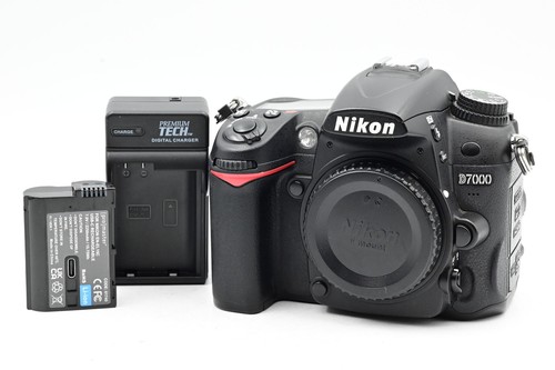Nikon D7000 16.2MP Digital SLR Camera Body #637