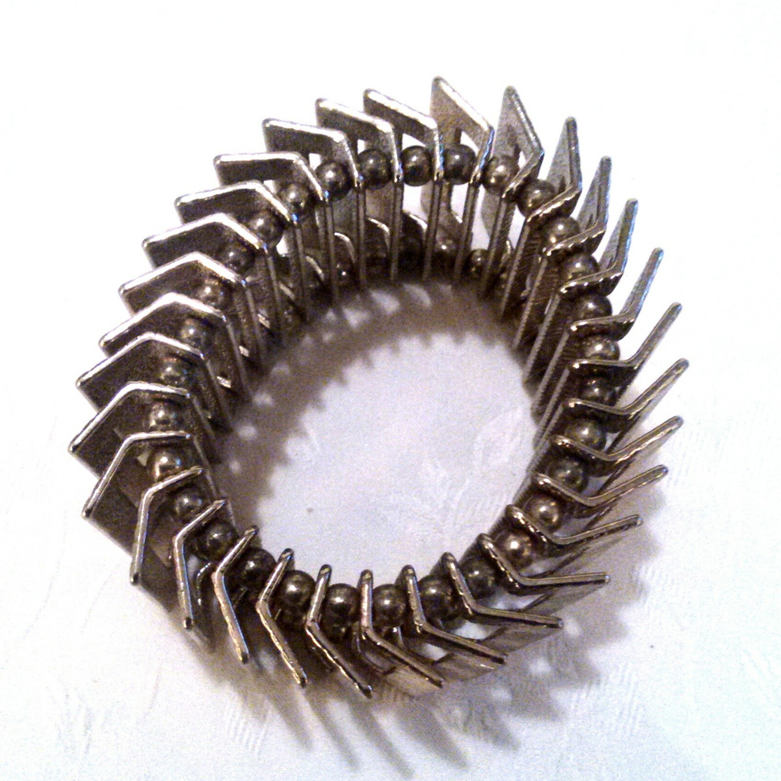 Gold Tone Bold Link Stretch Statement Bangle Brac… - image 3